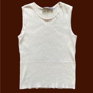 Pale Yellow Sweater Vest M